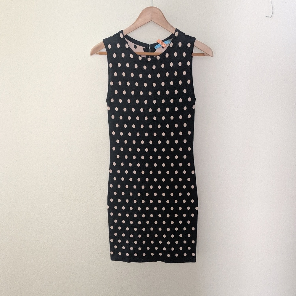 Alice +Olivia Black & tan Polk A Dot Sweaterdress